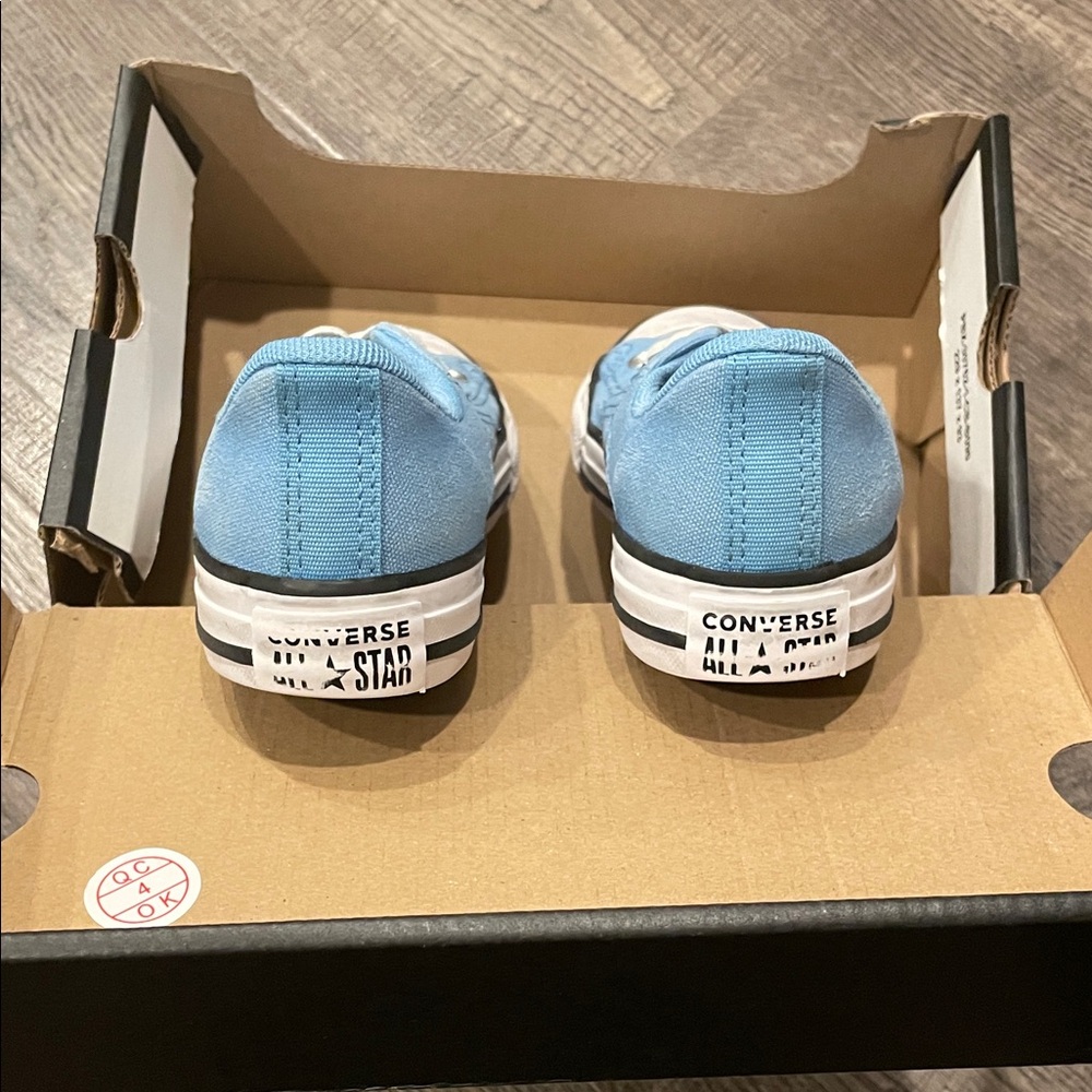 Converse Kids Light Blue Sneakers - Picture 4 of 8